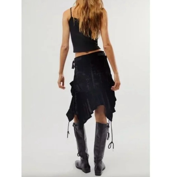 NWOT Free People Paxton Parachute Velvet Utility Skirt - Picture 3 of 6